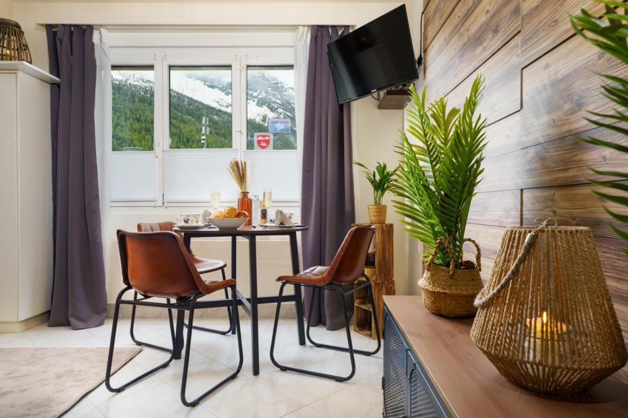 Helles, Chalet-Stil Apartment Mit Allalinblick Saas-Fee Exterior foto